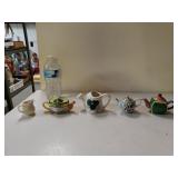 Tiny Teapots