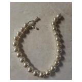 Ladies Large Pearl-like Choker - Needs Repaired