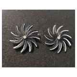 Ladies Black & White Plastic Media Spiral