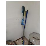 Mops