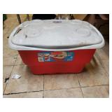 Rubbermaid Cooler