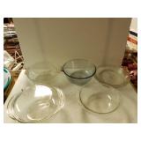Vintage Pyrex Covered Bowls And Pie Plates