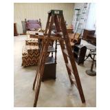 4 Ft Wooden Ladder