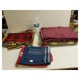 Hand Towels,  Placemats, And Tablecloths