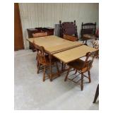 Vintage Dining Room Table And 4 Chairs With