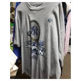 New York Yankees T Shirt. Size XXL