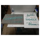 Wooden Signs: Farmhouse & Friends Are Family