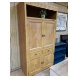 Broyhill Entertainment Center Matches Lots 4292,