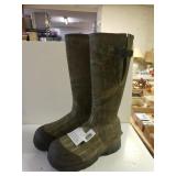 Mens Size 9M Cabela