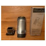 Pampered Chef "Microplane" Adjustable Grater