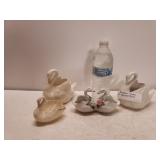 (4) Porcelain Swans - (2) Holland Mold