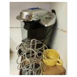 Keurig. K Cup Holder And Mugs