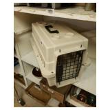 Small Pet Crate. Like New Condition