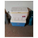 Igloo And Coleman Coolers