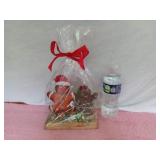 Gingerbread Men on Pedestal