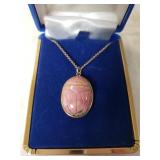Ladies Gold Tone Pink Scarab Stone Pendant