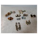 (14) Pair Ladies Earrings