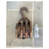 Large Vintage 3 Ring Block & Tackle