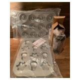 Pampered Chef Cookie Mold Sheets & Measure Mix &