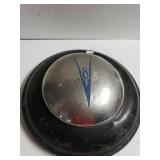 Ford V8 Hubcap