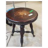 Piano Seat