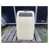 DeLonghi Portable Air Conditioner, works