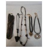 (5) Ladies Fashion Necklaces