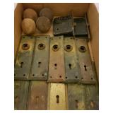 Antique Door Knobs And Plates