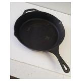 Utopia Kitchen Cast Iron Skillet