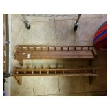 2 Shelves