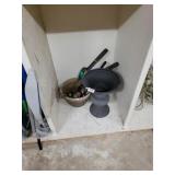 Plastic Pots And Garden Accessories