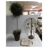 Tray & Fona Decor