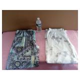 NEW 2 Pairs of Women