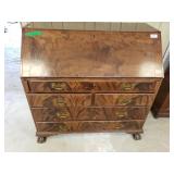Antique Claw Foot Desk With Keys