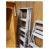 6 Ft Wooden Ladder