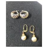 (2) Pair Vintage Ladies Earrings