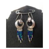 Ladies Silver Indian Themed Wire Dangle Earrings
