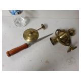 Oil Light For Boat And Knife