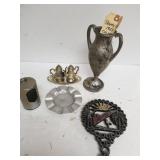 Trophy Cup(1923), Silver Like Salt/pepper Shakers