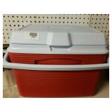 Rubbermaid Cooler