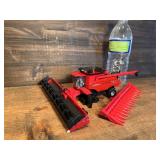 Case International 9250 Combine With Two Heads