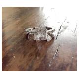 Ladies Silver Tone Cocktail Style Ring Size 6