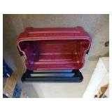 Rubbermaid Storage Tote