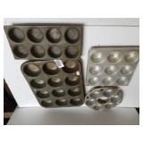 Assorted Baking Pans