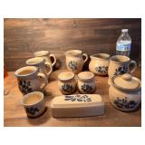 Pfaltzgraff Dish Set