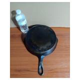 Vintage Cast Iron Wagner Ware Sidney O 8 Inch