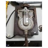 Antique F.S. Carbon Malted Waffle Maker