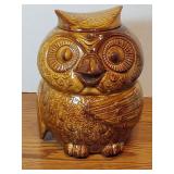 McCoy pottery Owl Cookie Jar ( Stress fracture on