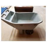 Ames Easy Roller Jr. Yard Utility Cart