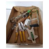 Assorted Kitchen Tools